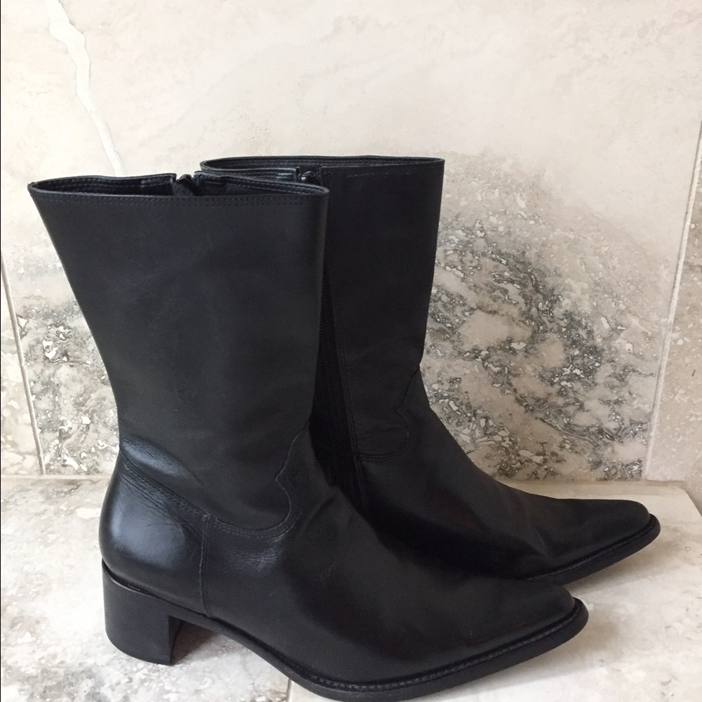 Steve Madden Black Leather Heeled Boots